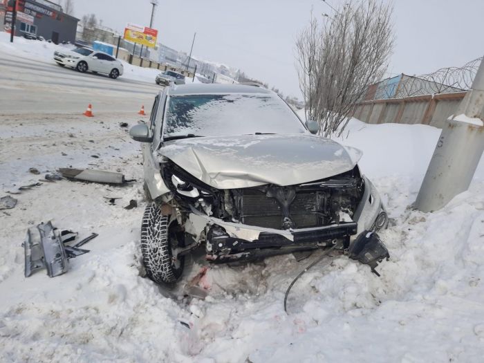Вартовчанка не уступила дорогу и спровоцировала ДТП 
