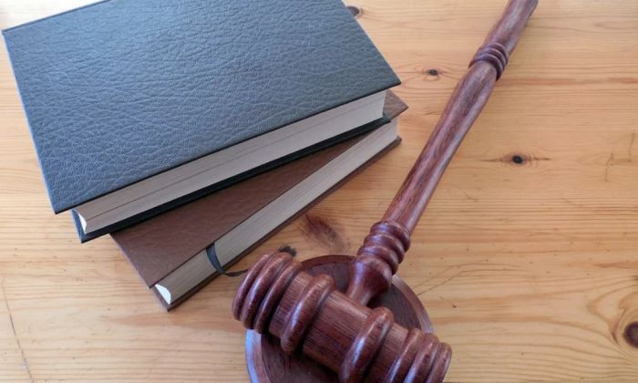 Югорчанина осудят за кражу имущества с автозаправочной станции