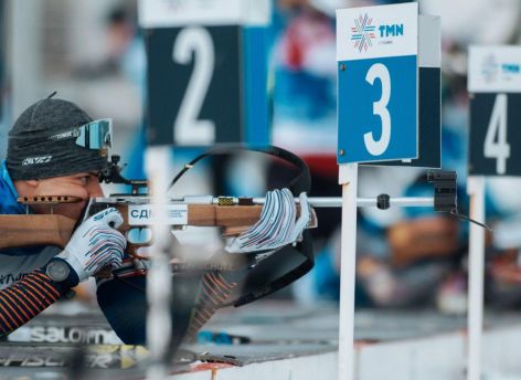 Александр Моор поздравил первых победителей Чемпионата России по биатлону