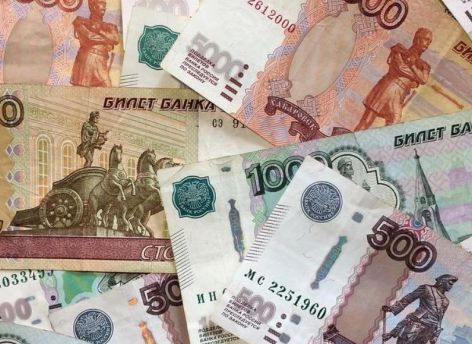 8,7 тысячи человек в России осудили за дачу и получение взятки в 2021 году