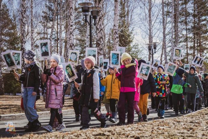 ​В детских лагерях Тюменской области будут регулярно проводить акцию «Бессмертный полк»