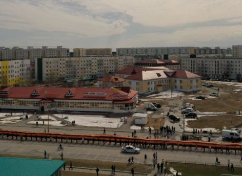 ​Георгиевскую ленту длиной в 77 метров развернули в Радужном