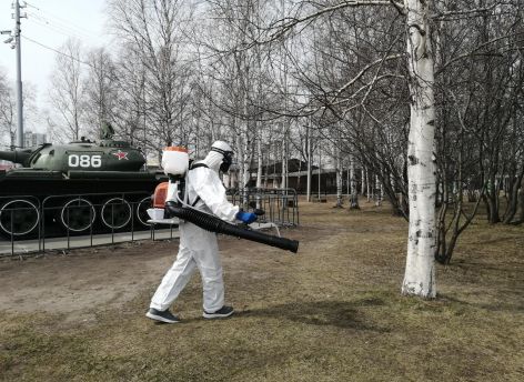 В Сургуте стартовал первый этап акарицидной обработки 