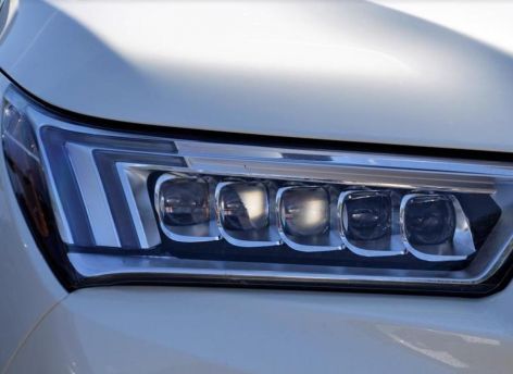 Продажи новых автомобилей продолжают падать в России
