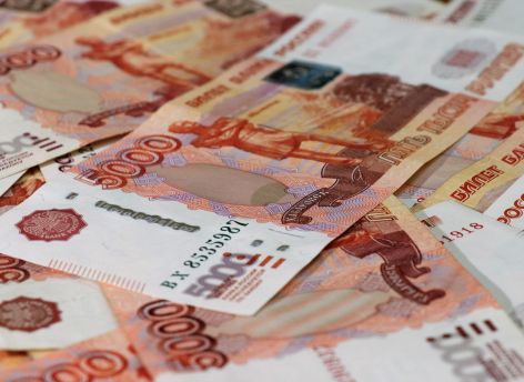 Лжесотрудник Банка России выманил у супругов из Сургута четыре миллиона