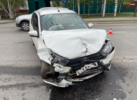 Пожилая сургутянка на «Киа» спровоцировала аварию с пострадавшими