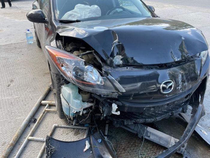 Водитель «Тойты» не пропустил автоледи и спровоцировал аварию