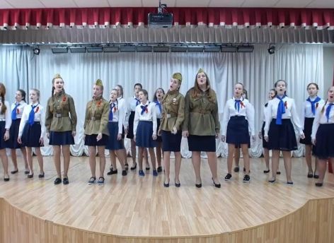 30 школьных хоров из Тюменской области выступили на фестивале «Поют дети России»