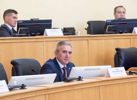 Александр Моор выступил с отчетом о работе правительства в 2021 году