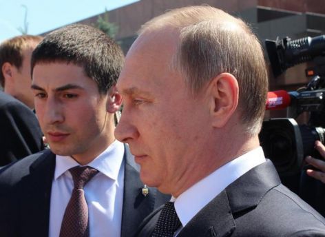 Путин уволил пять генералов МВД, выяснил РБК