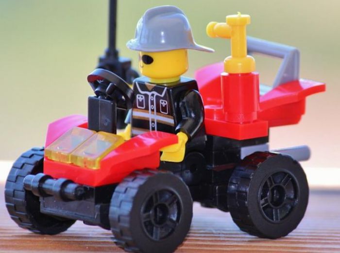В России закрываются продающие Lego магазины