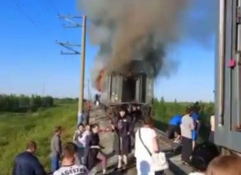 ​СМИ: югорчане обезвредили поджигателя поезда в ЯНАО