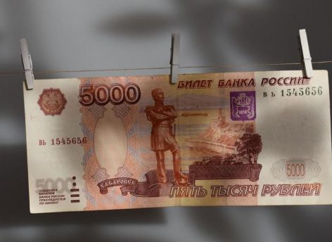 Bloomberg: в России впервые с 1918 года произошел дефолт по внешнему долгу