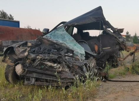Водитель «ВАЗа» вылетел на встречку и погиб на месте аварии в Нижневартовском районе