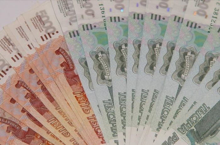 Самозанятым из Сургута выделят по 100 тысяч на возмещение расходов
