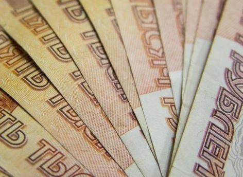 Югорчанка обвиняется в хищении почти миллиона рублей у пенсионеров и бедняков