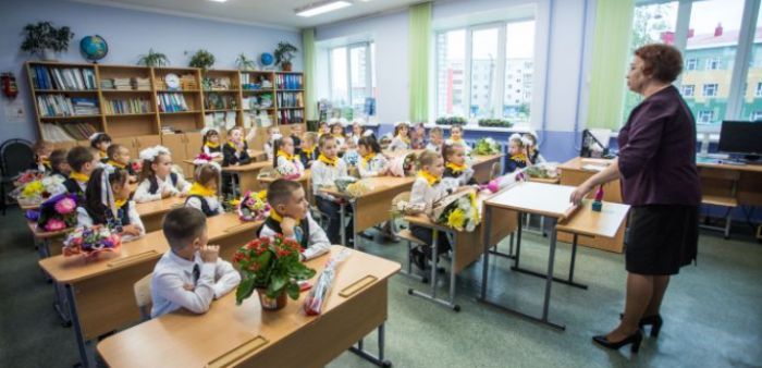 Более 6 700 первоклассников сядут за школьные парты в Сургуте