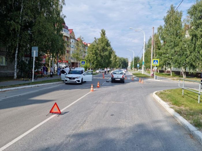 Семилетнего мальчика на самокате сбили на дороге в Урае 