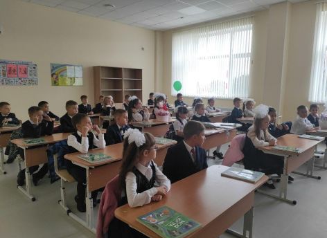 Новый корпус школы №9 принимает первые классы // ФОТОРЕПОРТАЖ