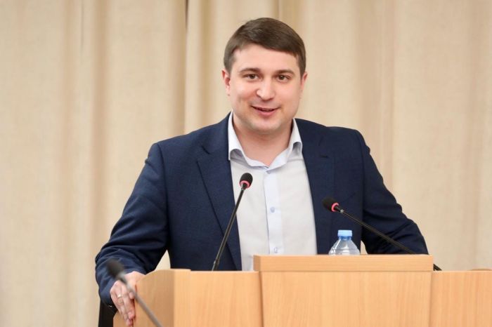 ​Константин Воронов: «Главные тренды молодежной политики сегодня – добровольчество, форумы и гранты»