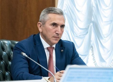 Губернатор Тюменской области Александр Моор обратился к землякам