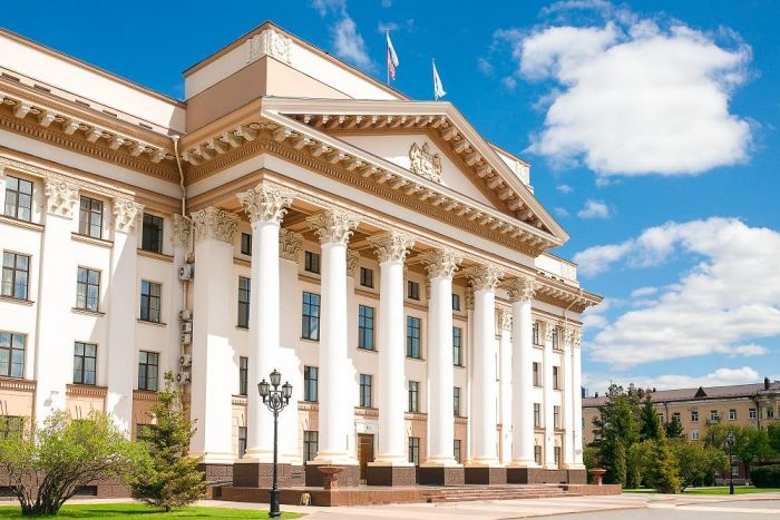 ​Главные отрасли экономики Тюменской области работают устойчиво