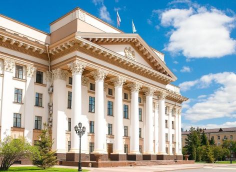 Главные отрасли экономики Тюменской области работают устойчиво