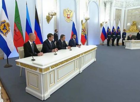 Главы ЛНР, ДНР, Запорожской и Херсонской областей подписали соглашение о вступлении в РФ