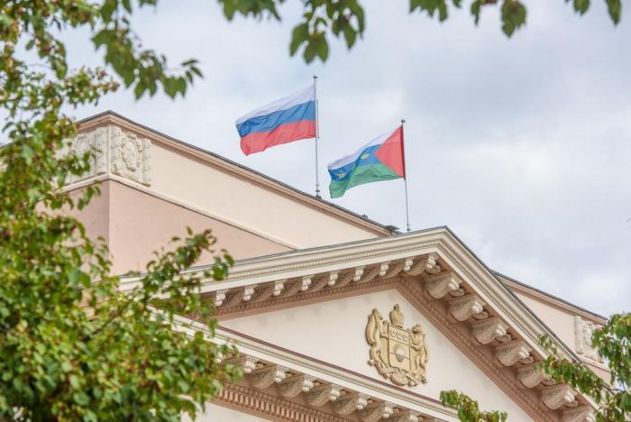​Режим повышенной готовности для борьбы с ковидом продлен в Тюменской области до 1 ноября