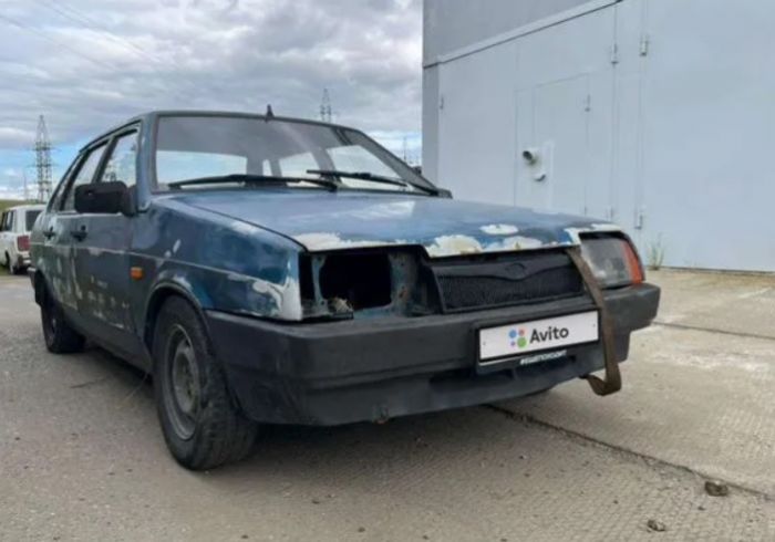От Lamborghini за 30 миллионов до ВАЗа с потолком в «сутенерском стиле» // ОБЗОР СИА-ПРЕСС
