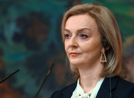 Премьер-министр Великобритании Лиз Трасс уходит в отставку