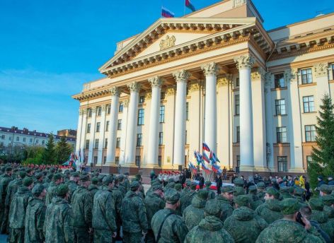 В Тюмени состоялись торжественные проводы мобилизованных