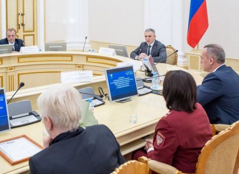 Александр Моор назвал организацию конкурса «Учитель года – 2022» презентацией возможностей региона