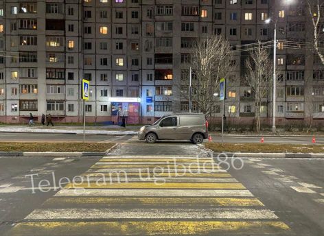 Пенсионерка попала под колеса автомобиля в Сургуте