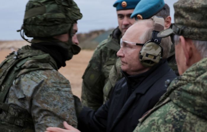 ​«Проинформируем дополнительно». Песков - об указе о завершении частичной мобилизации