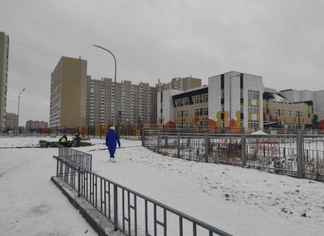 В Сургуте завершили строительство парковки в 32 микрорайоне 