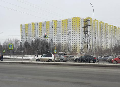 В Сургуте с начала осени водители протаранили 41 ограждение