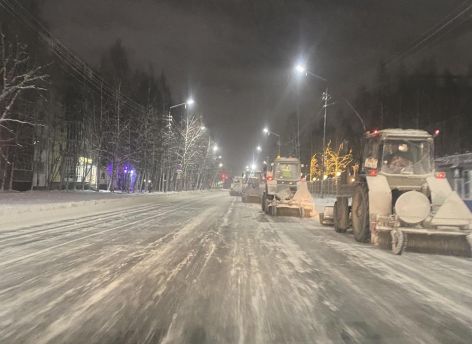 ​Сургут тестирует новый подход к очистке города от снега