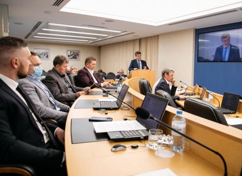 Сургутские чиновники переедут в здание на Маяковского в 2024 году