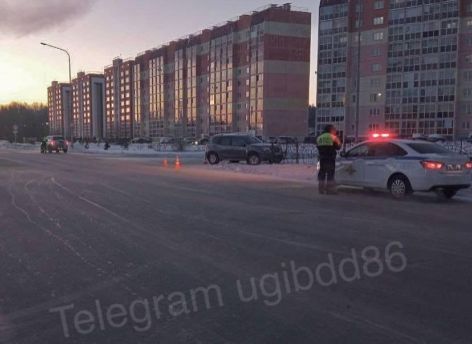 ​В Нягани погиб водитель Nissan после столкновения с забором