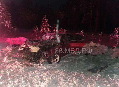 ​В Сургутском районе в ДТП погибли женщина и младенец - возбуждено уголовное дело
