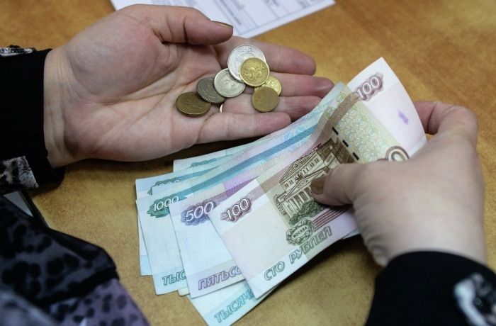 В Госдуме приняли закон об установлении МРОТ до 16 242 рублей в 2023 году