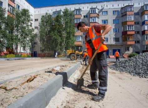 Более 17 дворов планируют отремонтировать в Сургуте в 2023 году