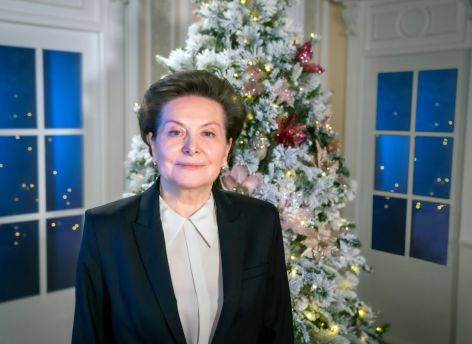 Встречая Новый Год, мы ждем поздравлений от родных, близких, самых дорогих сердцу людей