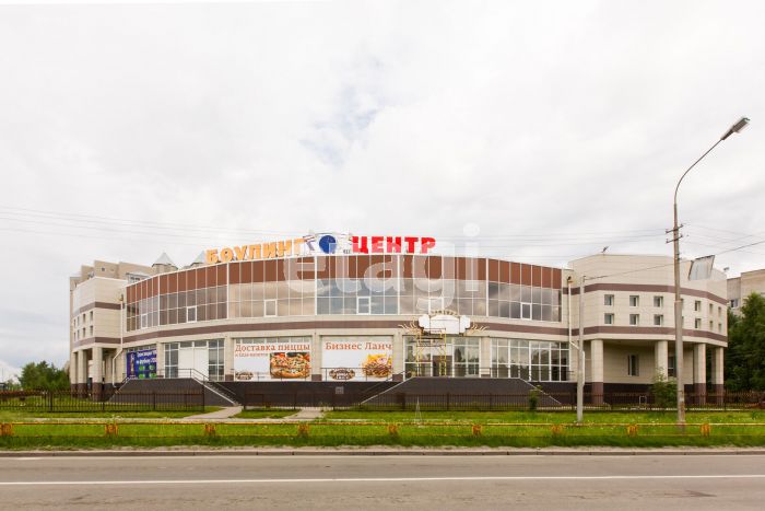 Сургутский боулинг-центр выставили на продажу