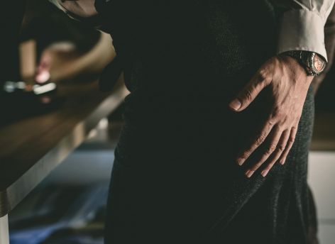 Югорчанки стали чаще сталкиваться с домогательствами на работе