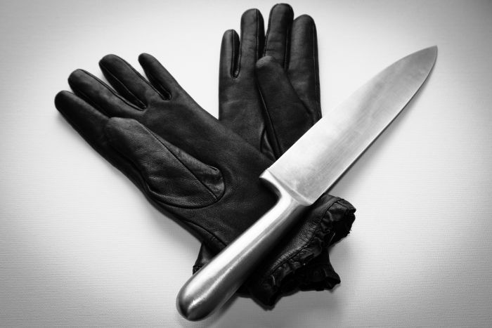 Югорчанин зарезал знакомого, который хотел отремонтировать свое авто