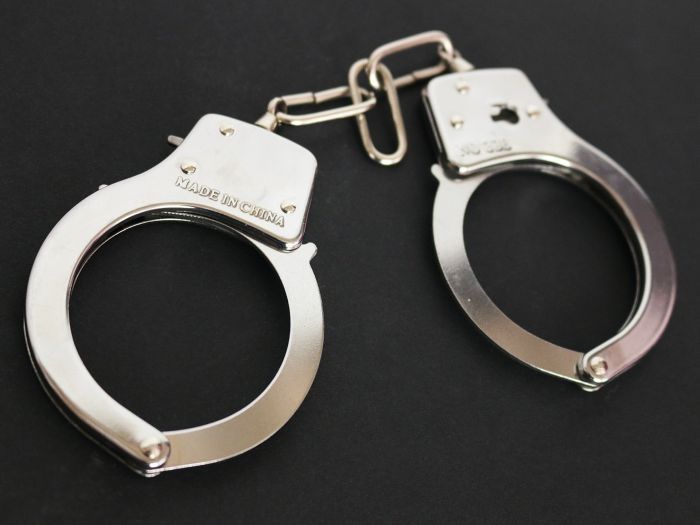 Бывший полицейский из Сургута проведет 4 года в колонии за помощь в поиске закладки