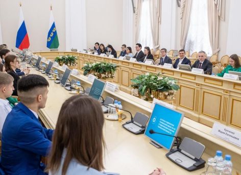 В сельских муниципалитетах Тюменской области будут развивать молодежные пространства