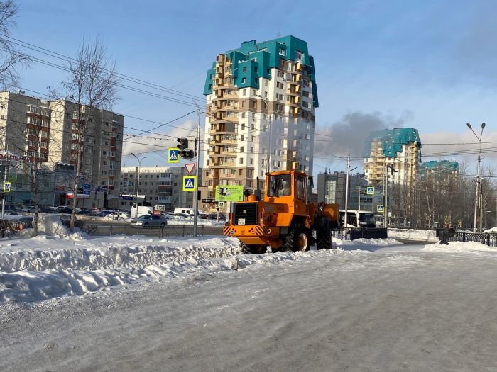 Жалобы сургутян на уборку снега спровоцировали депутатскую проверку 
